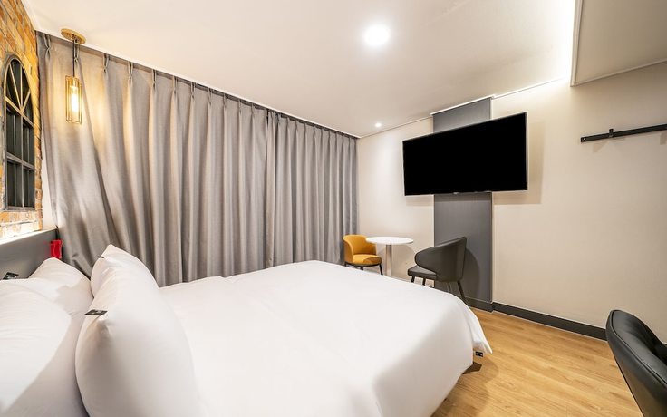 Imagen de la habitación del Hotel Guri Studio 9. Foto 19