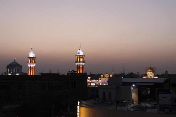 Imagen de los exteriores del Hotel Gurjeet hotel by naavagat. Foto 11