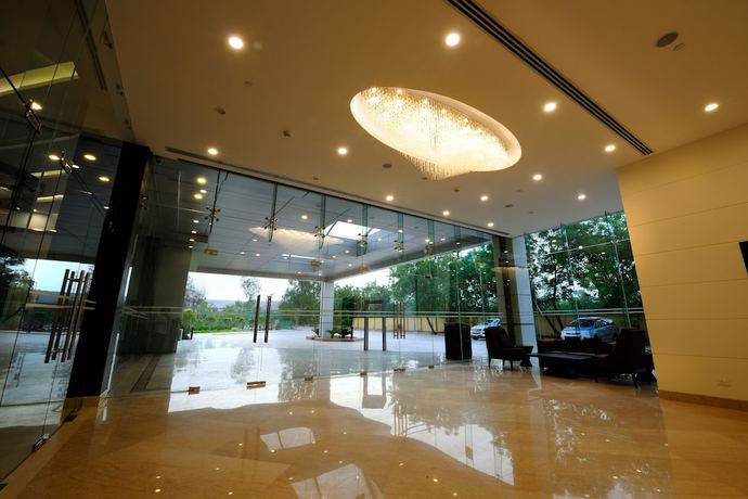 Imagen de los interiores del Hotel Gurmon Hotels Sohna Road Gurugram, a member of Radisson Individuals. Foto 19