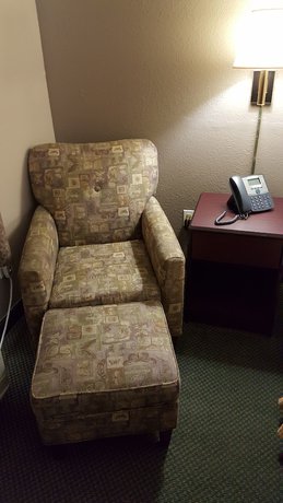 Imagen de la habitación del Hotel Gurnee Motel. Foto 5