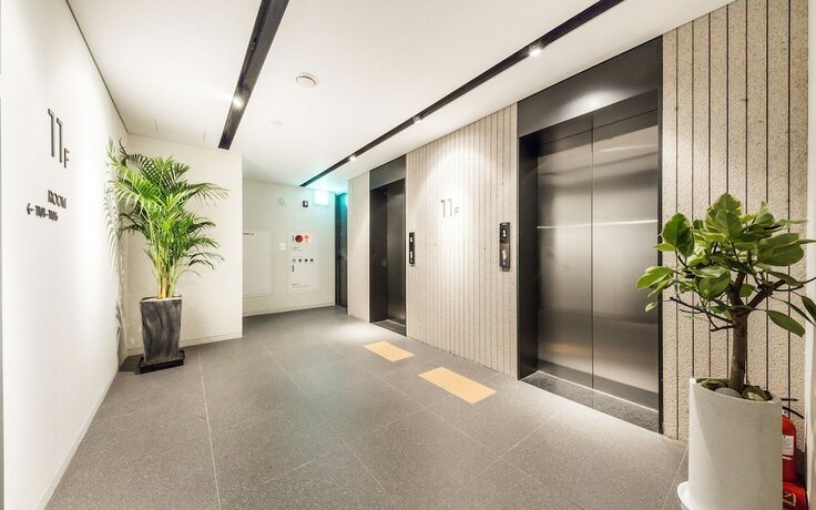 Imagen de los interiores del Hotel Guro Cullinan. Foto 37