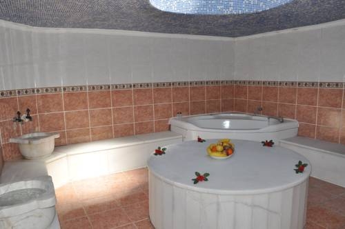 Imagen general del Hotel Gurtas. Foto 16