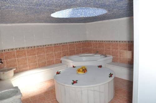 Imagen general del Hotel Gurtas. Foto 17