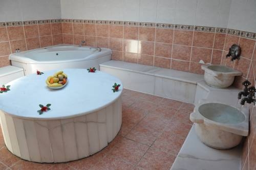 Imagen general del Hotel Gurtas. Foto 19