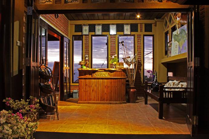 Imagen de los interiores del Hotel Guru Ratna Homestay. Foto 18