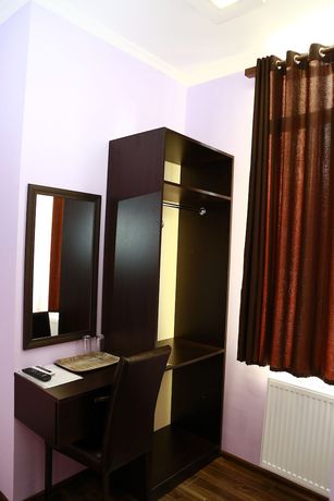 Imagen de la habitación del Hotel Guru, Tbilisi. Foto 4