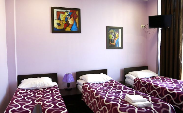 Imagen de la habitación del Hotel Guru, Tbilisi. Foto 5