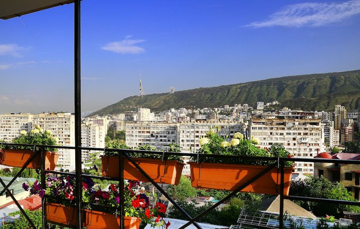 Imagen de la habitación del Hotel Guru, Tbilisi. Foto 10