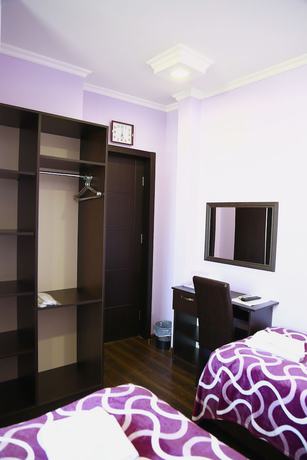 Imagen de la habitación del Hotel Guru, Tbilisi. Foto 16