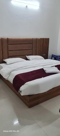 Imagen de la habitación del Hotel Gurudeva. Foto 2