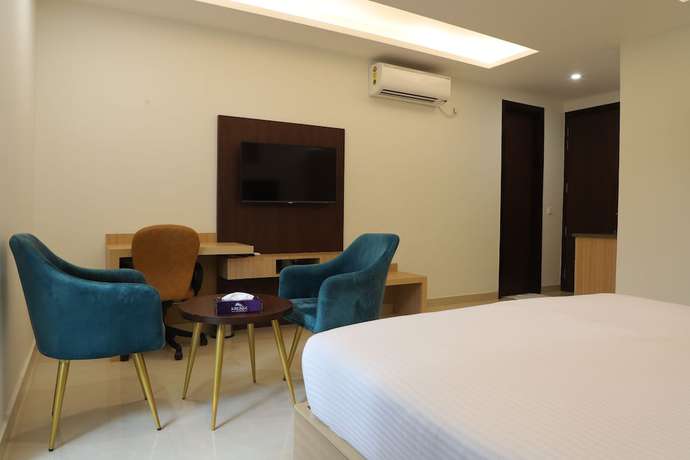 Imagen de la habitación del Hotel Gurugram. Foto 12