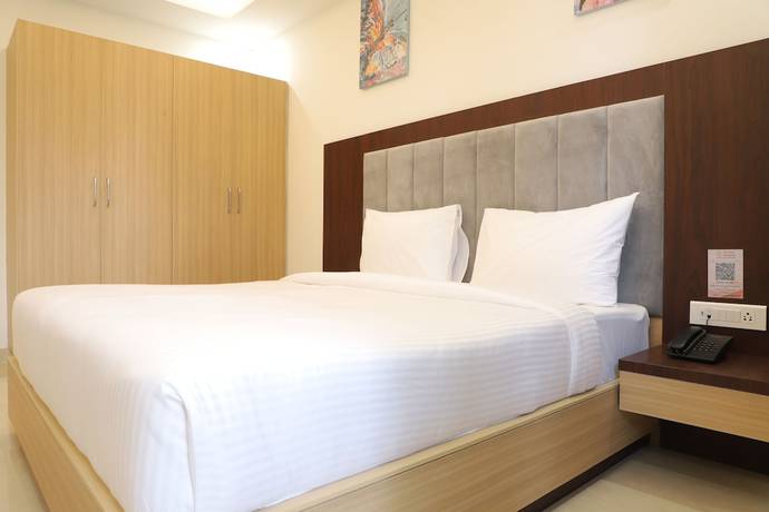 Imagen de la habitación del Hotel Gurugram. Foto 15