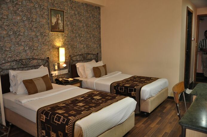 Imagen general del Hotel Gurukripa, Varkund. Foto 9