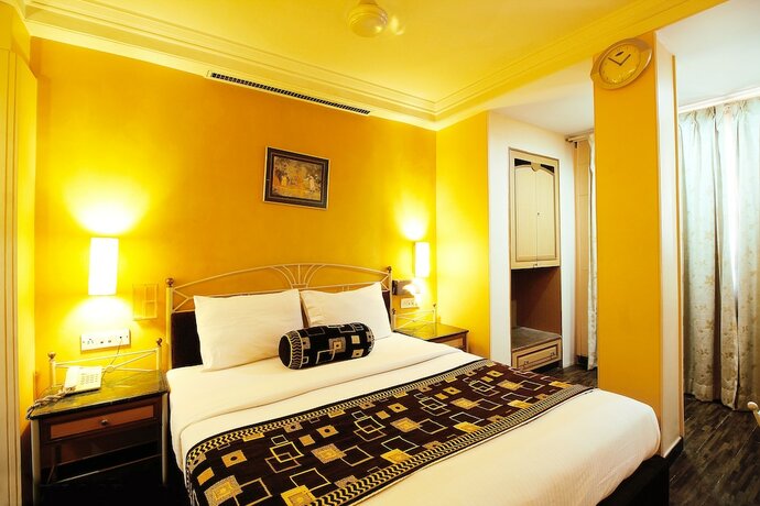 Imagen de la habitación del Hotel Gurukripa, Varkund. Foto 17
