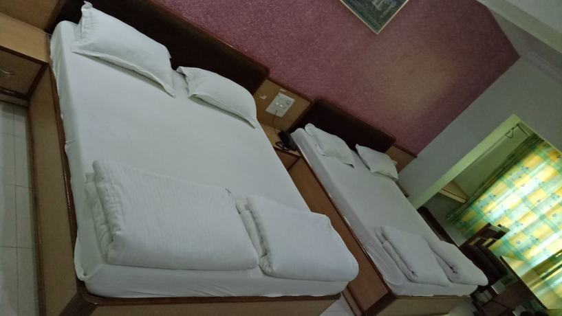 Imagen de la habitación del Hotel Guruprerna Beacon Resort, Dwarka. Foto 7