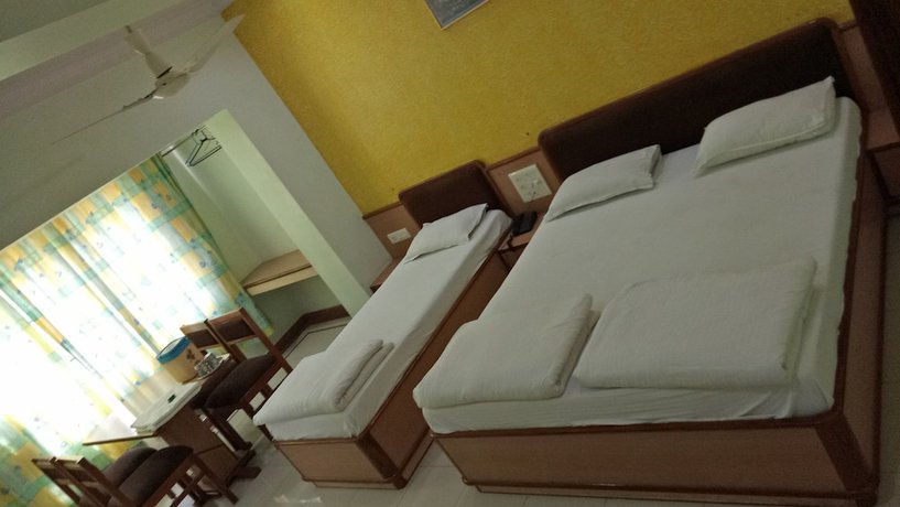 Imagen de la habitación del Hotel Guruprerna Beacon Resort, Dwarka. Foto 10