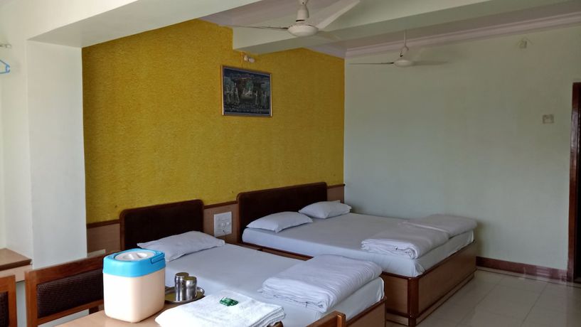 Imagen de la habitación del Hotel Guruprerna Beacon Resort, Dwarka. Foto 11