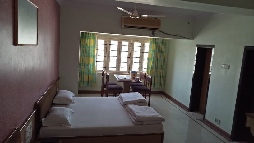 Imagen de la habitación del Hotel Guruprerna Beacon Resort, Dwarka. Foto 13