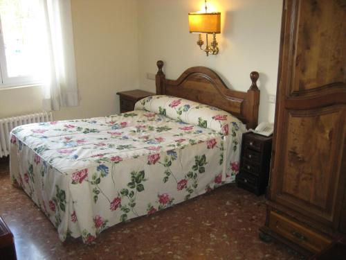 Imagen de la habitación del Hotel Gurutze Berri. Foto 6