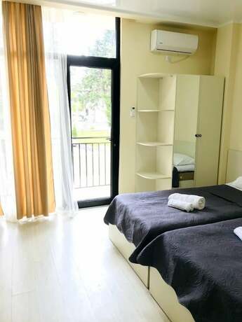 Imagen general del Hotel Gurya. Foto 6