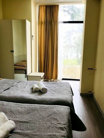 Imagen general del Hotel Gurya. Foto 8