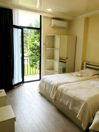 Imagen general del Hotel Gurya. Foto 9