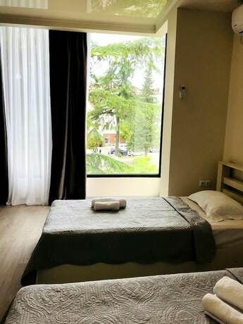 Imagen de la habitación del Hotel Gurya. Foto 20