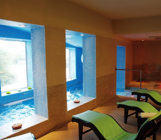 Imagen de la piscina del Hotel Gusmay Resort &ndash; Gusmay and Suite Le Dune. Foto 11