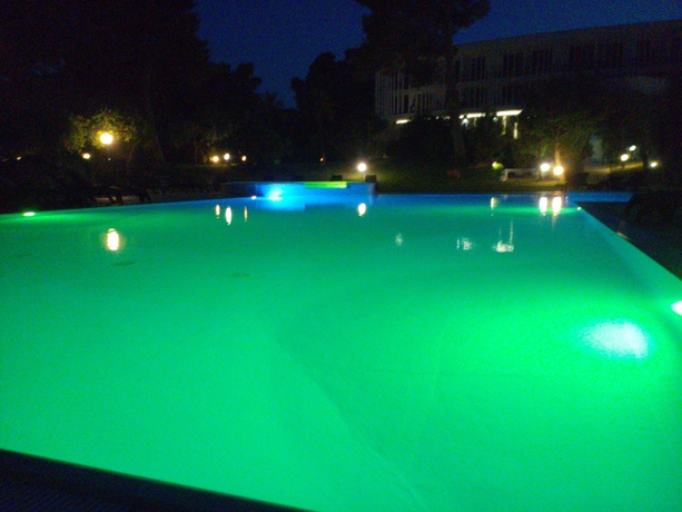 Imagen de la piscina del Hotel Gusmay Resort &ndash; Gusmay and Suite Le Dune. Foto 12