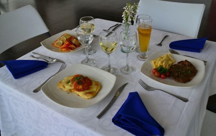 Imagen del bar/restaurante del Hotel Gustafha. Foto 5