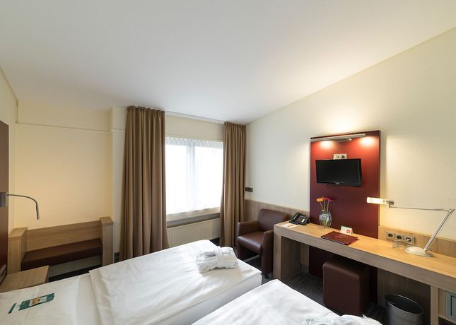 Imagen de la habitación del Hotel Gustav Stresemann Institut. Foto 7