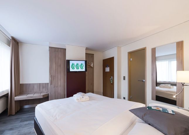 Imagen de la habitación del Hotel Gustav Stresemann Institut. Foto 14