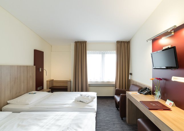 Imagen de la habitación del Hotel Gustav Stresemann Institut. Foto 16