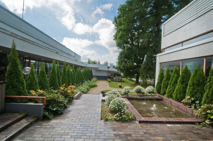 Imagen de los exteriores del Hotel Gustavelund. Foto 6