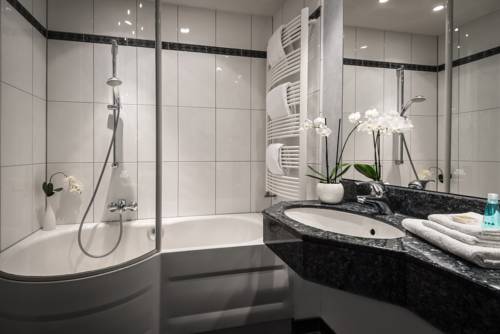 Imagen de la habitación del Hotel Gut Dyckhof. Foto 3