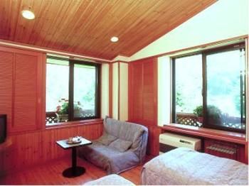 Imagen de los interiores del Hotel Gute Welle. Foto 4