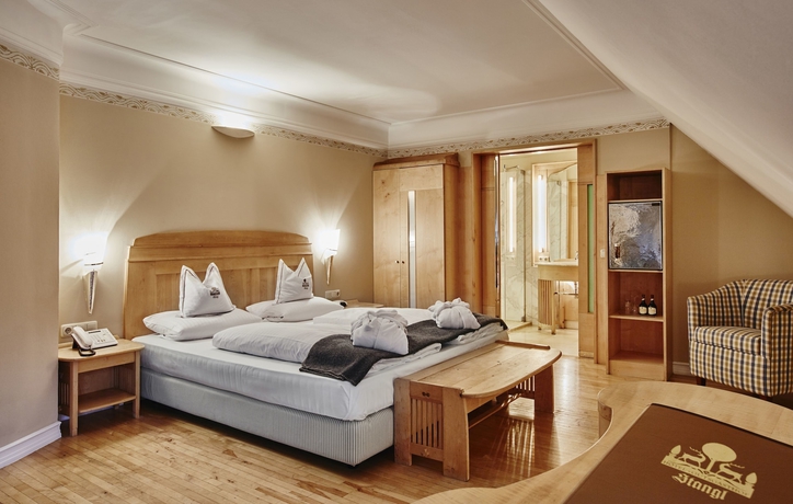 Imagen de la habitación del Hotel Gutsgasthof Stangl, Vaterstetten. Foto 9