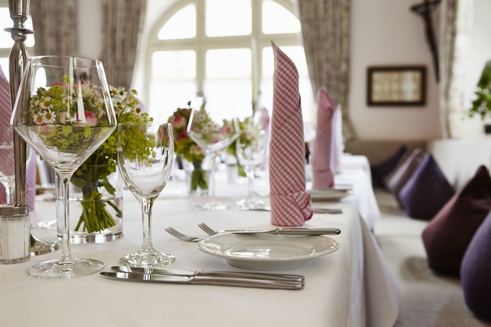 Imagen del bar/restaurante del Hotel Gutsgasthof Stangl, Vaterstetten. Foto 5