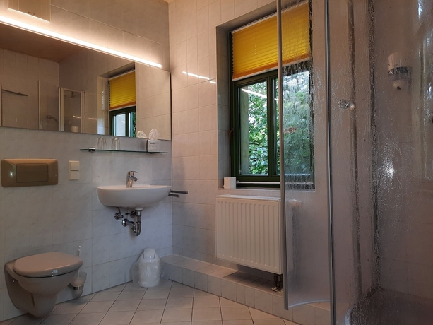 Imagen de la habitación del Hotel Gutshof Hauber. Foto 16