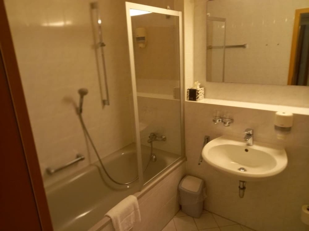 Imagen de la habitación del Hotel Gutshof Hauber. Foto 18