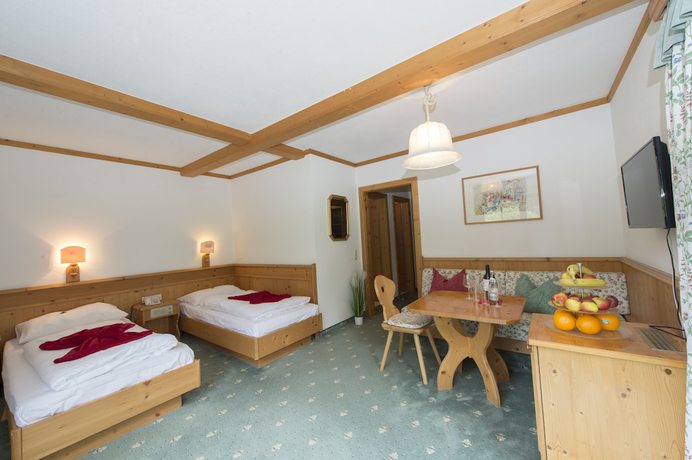 Imagen de la habitación del Hotel Gutshof Wolfgangsee Resort and Event. Foto 18