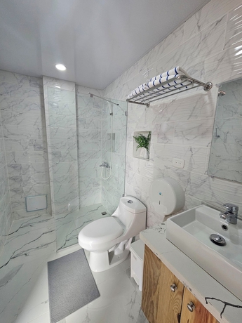 Imagen de la habitación del Hotel Gutz. Foto 15