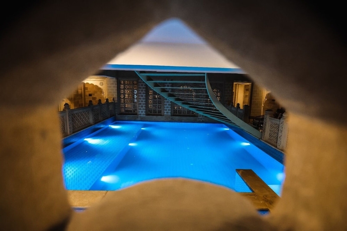 Imagen de la piscina del Hotel Guulab Haveli. Foto 17