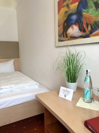 Imagen de la habitación del Hotel G&uuml;nter, Lenting. Foto 14