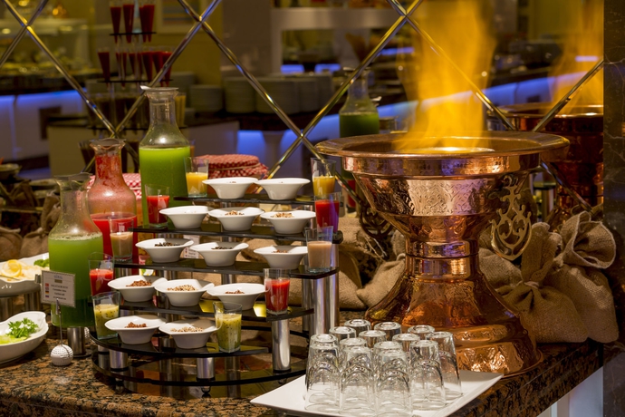 Imagen del bar/restaurante del Hotel Güral Premier Belek - All Inclusive. Foto 2