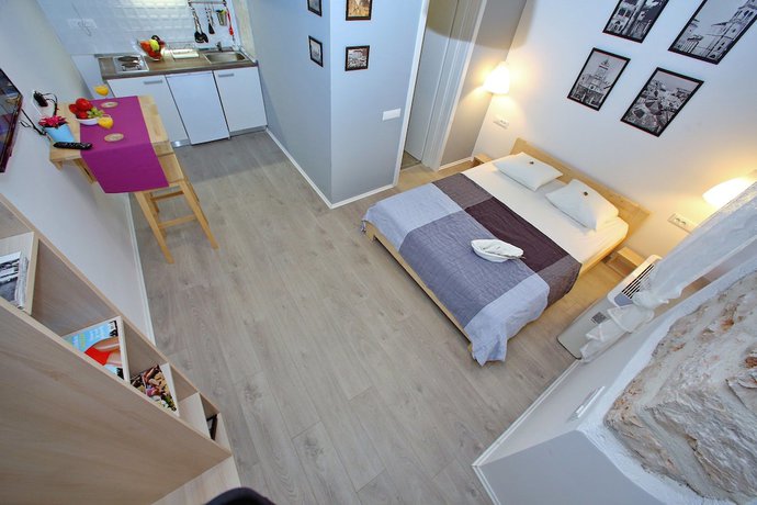 Imagen general del Hotel Guverna New City Accommodation. Foto 2