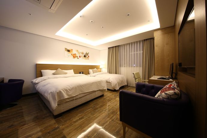 Imagen de los interiores del Hotel Guwol. Foto 19