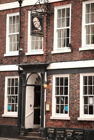 Imagen general del Hotel Guy Fawkes Inn, Sure Collection By Best Western. Foto 2