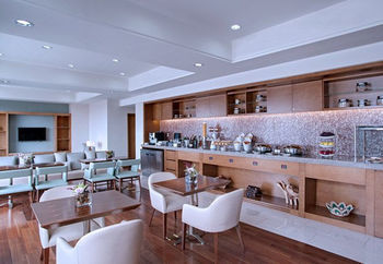 Imagen del bar/restaurante del Hotel Guyana Marriott Georgetown. Foto 2