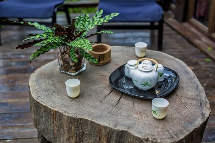 Imagen de los interiores del Hotel Guyue Caotang Inn. Foto 28